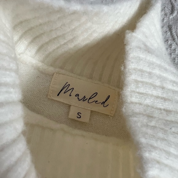 Marled Cream Cowl Neck Sweater with Ribbed Detailing - Picture 4 of 7